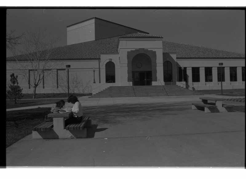 1990 Students, Outdoors 07