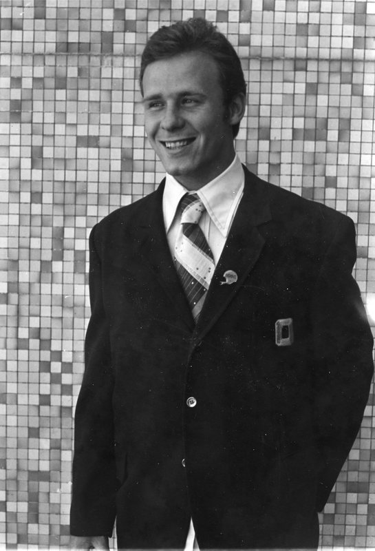 1982 Football Player, Portraits 121