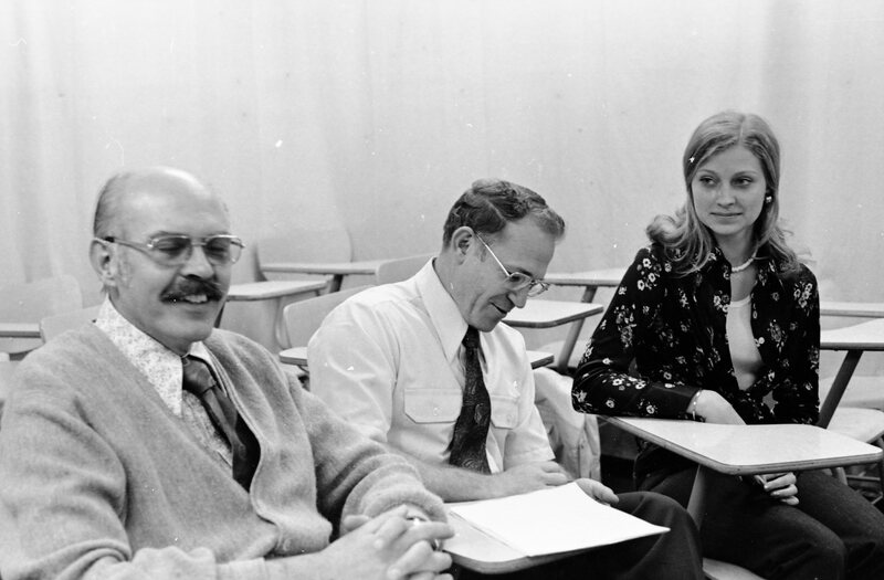 1975 Radio Show, Discussion Panel 07