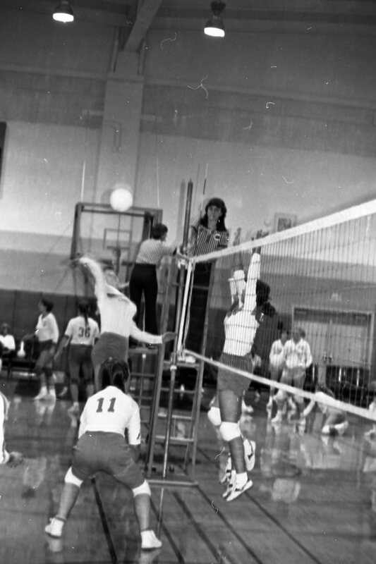 1984 Volleyball Action 08