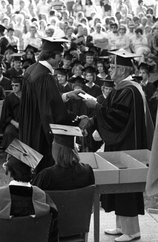 1979 Graduation 08