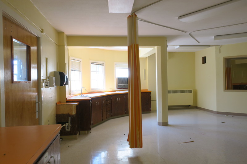 Dorian and Hunt Hall 377