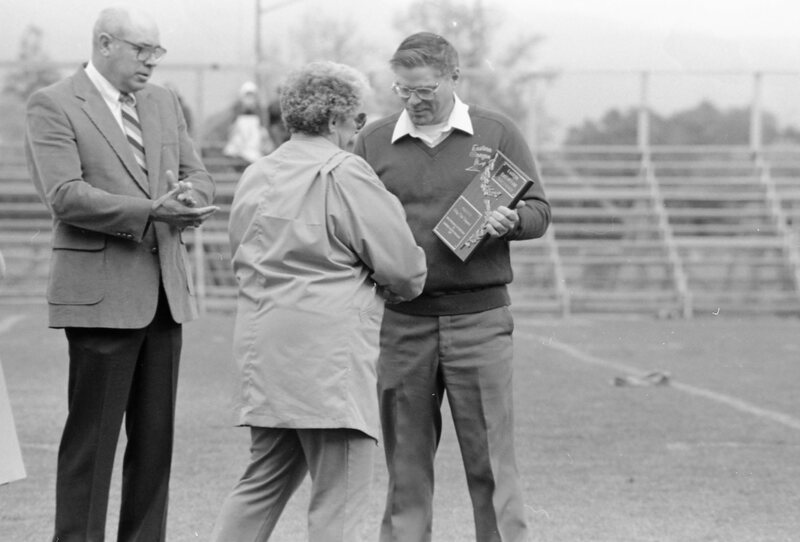 1987 Athletic Hall of Fame 12