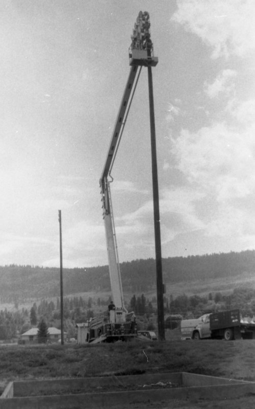 1983 Football Field, Lights Installation 01