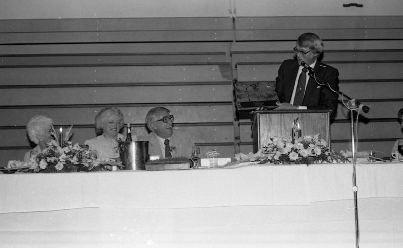 1982 Banquet Honors Briggs 08