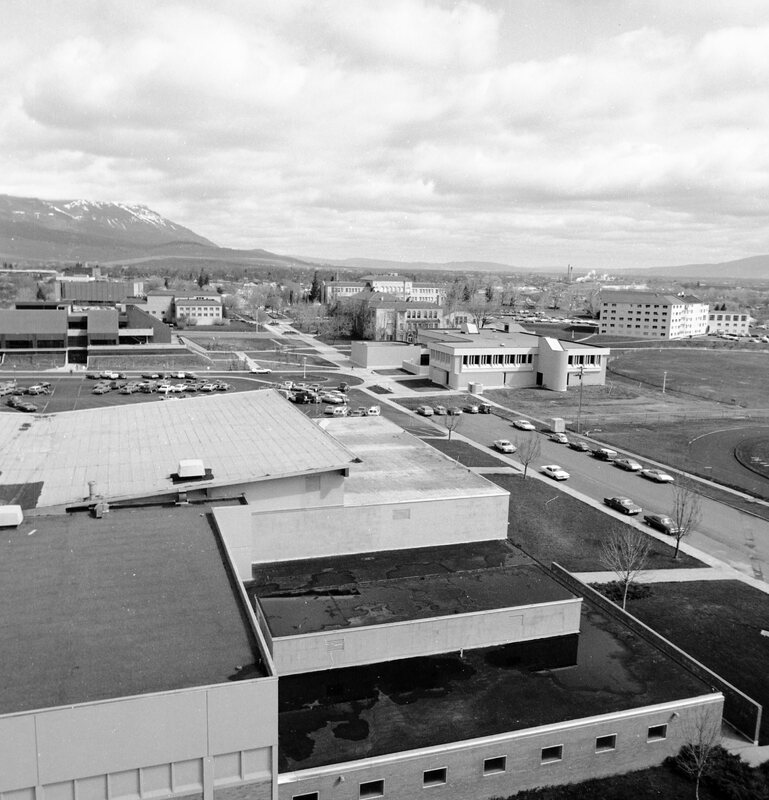1974 Campus 12