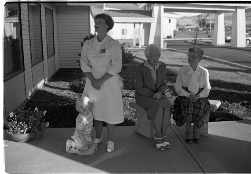1988 Grande Ronde Retirement Home 01