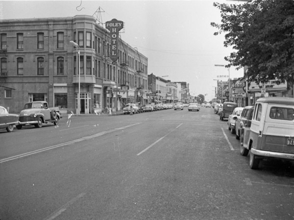La Grande, Street Scene 38