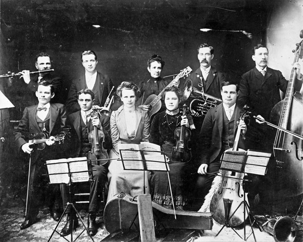 Elgin, Orchestra