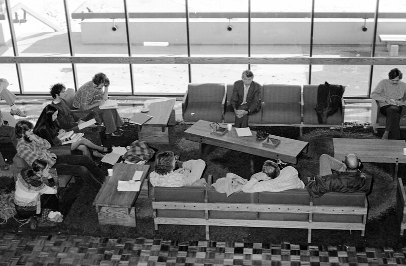 1975 Students, Conversations with President Rodney Briggs 08
