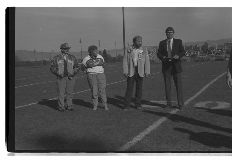 1989 Athletic Hall of Fame 32