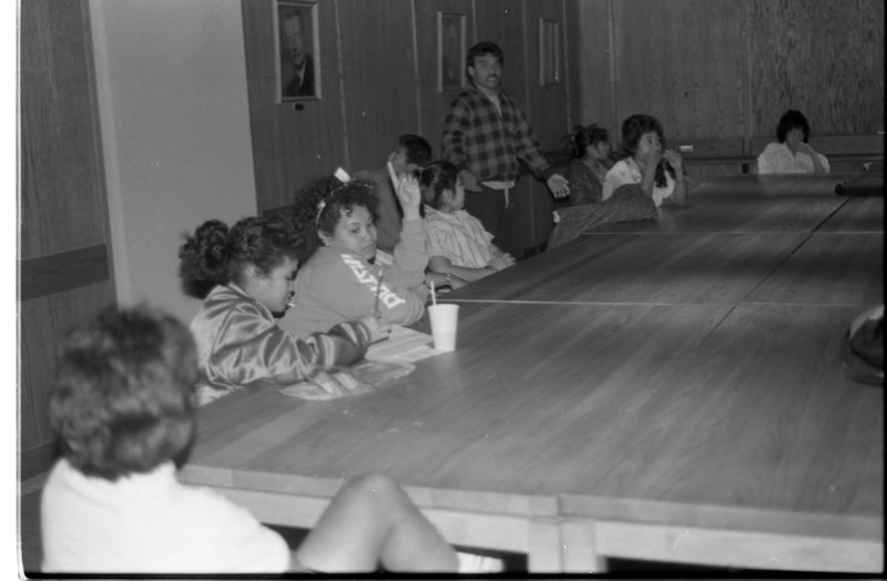 1990 Students, Micronesian Program Meeting 01