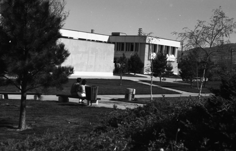 1981 Zabel Hall 03