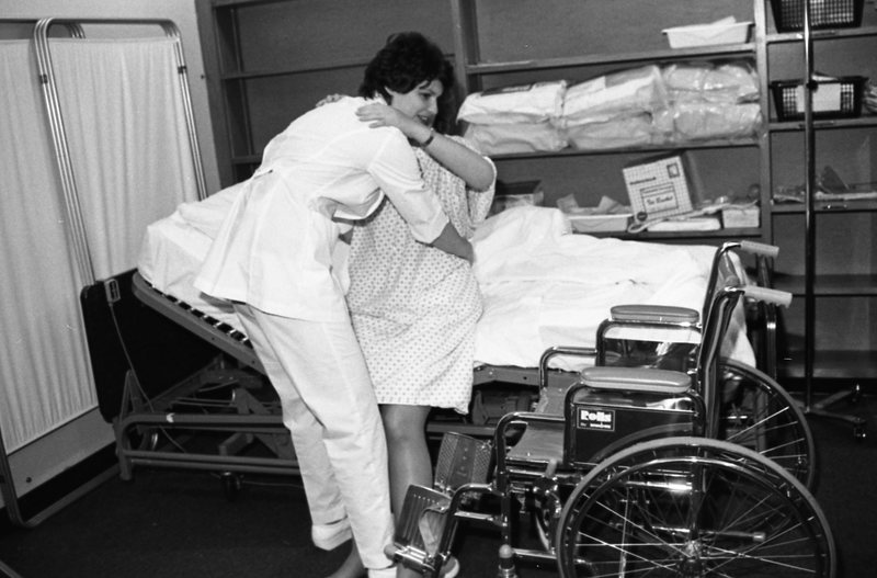 1986 Nursing Program, Wheelchair Assistance 01