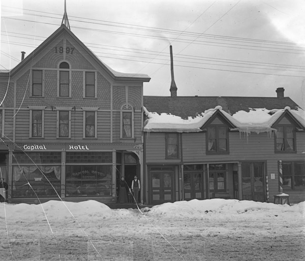 Sumpter, Capital Hotel