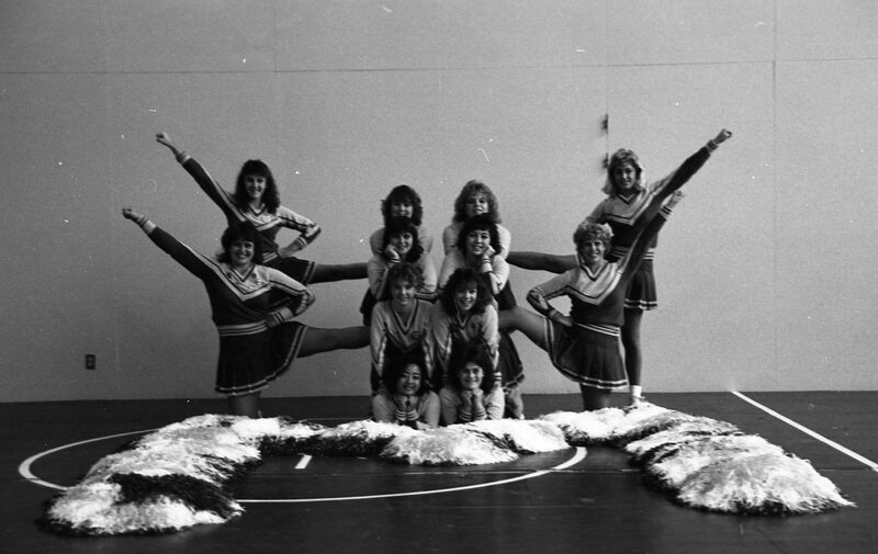 1985 Cheerleaders 03