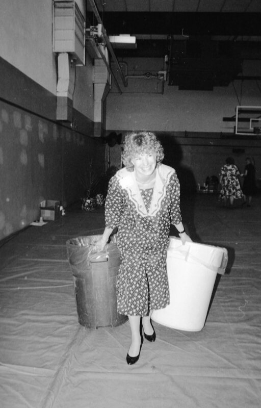 1988 Staff Awards, Cleanup 07