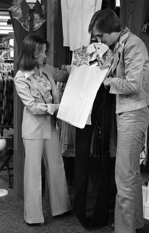 1974 Students, Shopping B 03