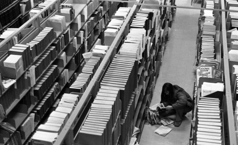 1977 Walter M. Pierce Library, Usage 07