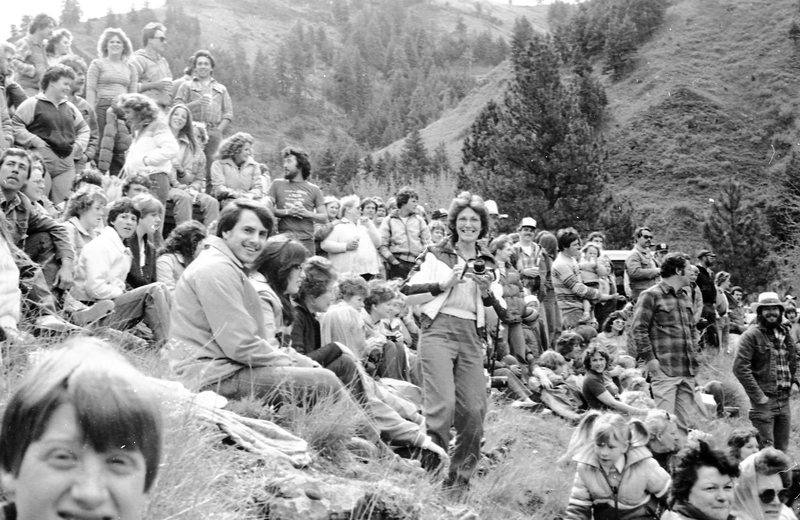 1983 Raft Race Fans 01