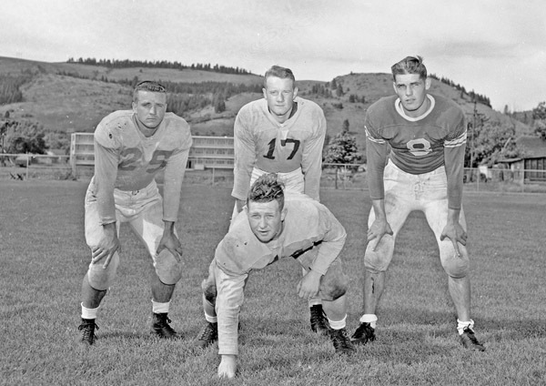 1958 Football Players 5