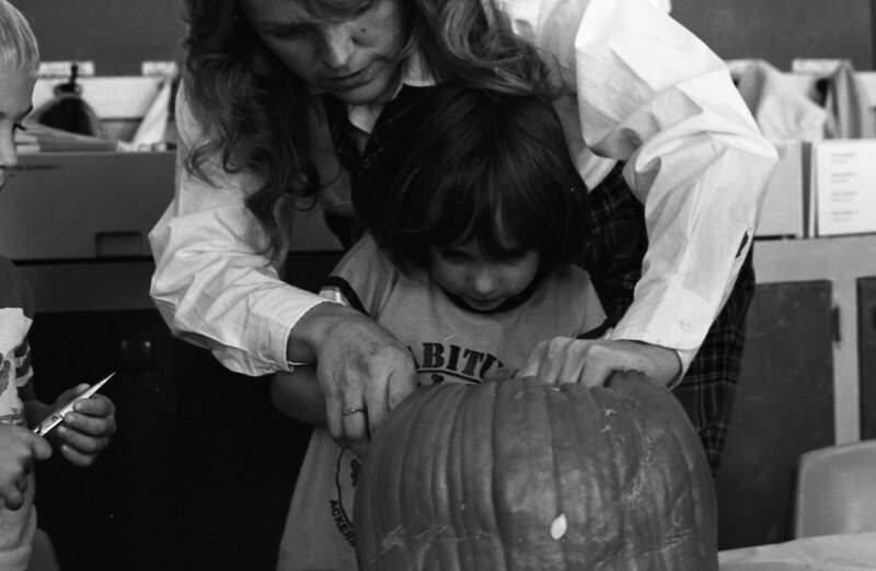 1985 Ackerman Elementary School, Pumpkins 06
