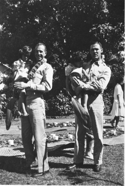 Air Crew in Hawaii 4