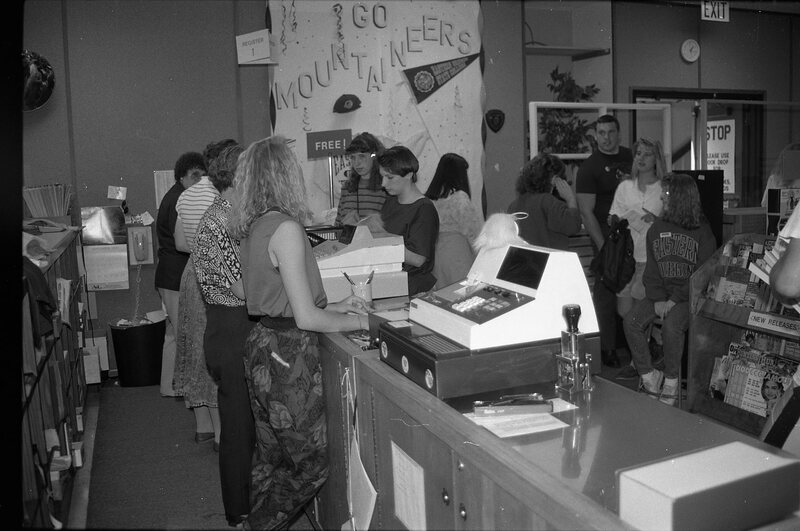 1990 Hoke Hall Bookstore 04