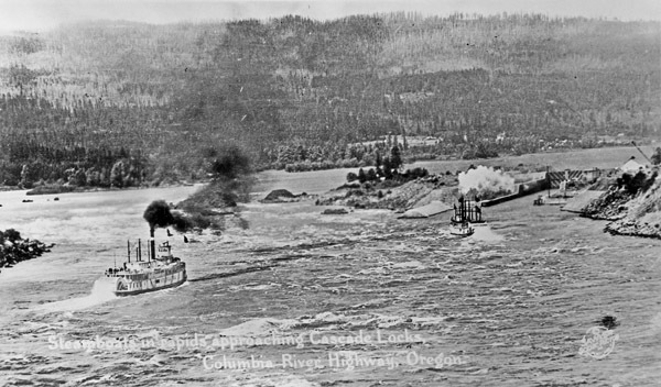 Columbia River, Steamboats 1