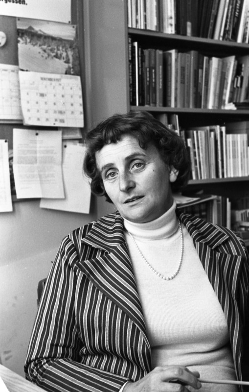1977 Employee, Leen Inghels 03