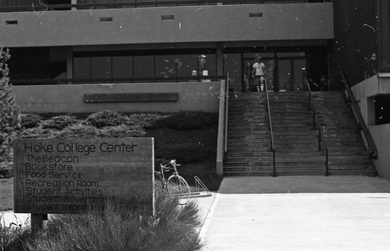 1980 Students, Outdoors 03