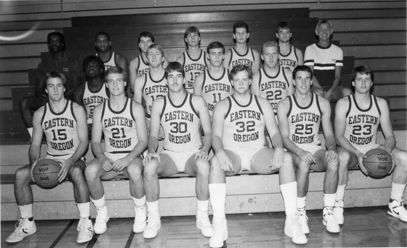 1986 Basketball Team 1-1