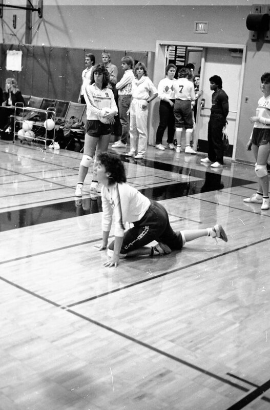 1985 Volleyball Players 03