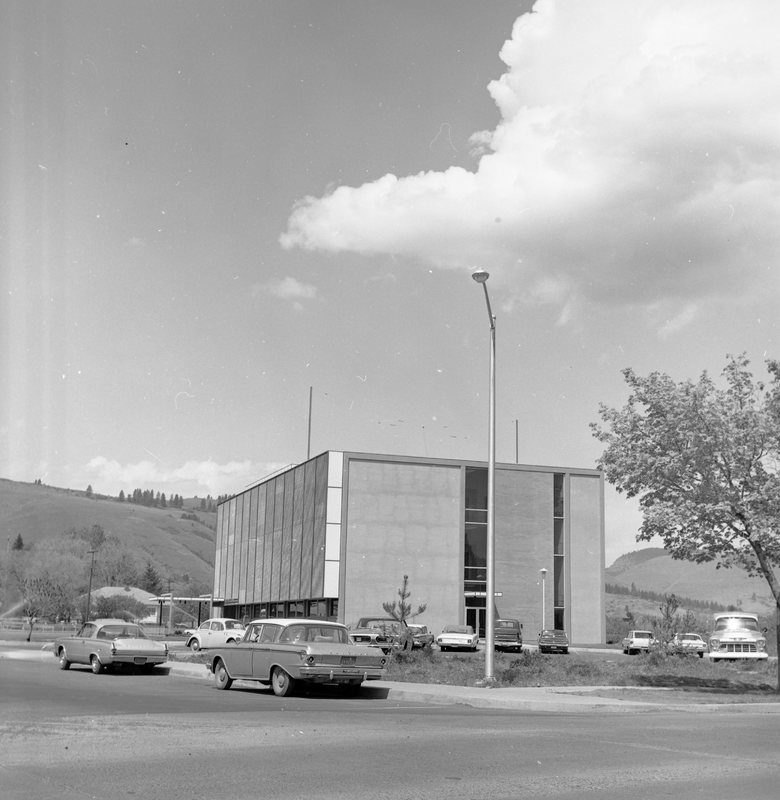 1968 Badgley Hall 01