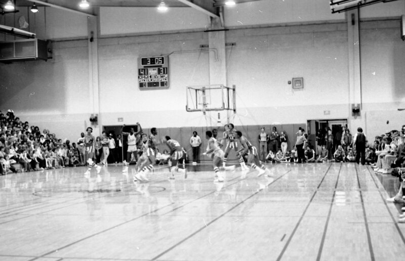 1983 Basketball, Harlem Globetrotters 09