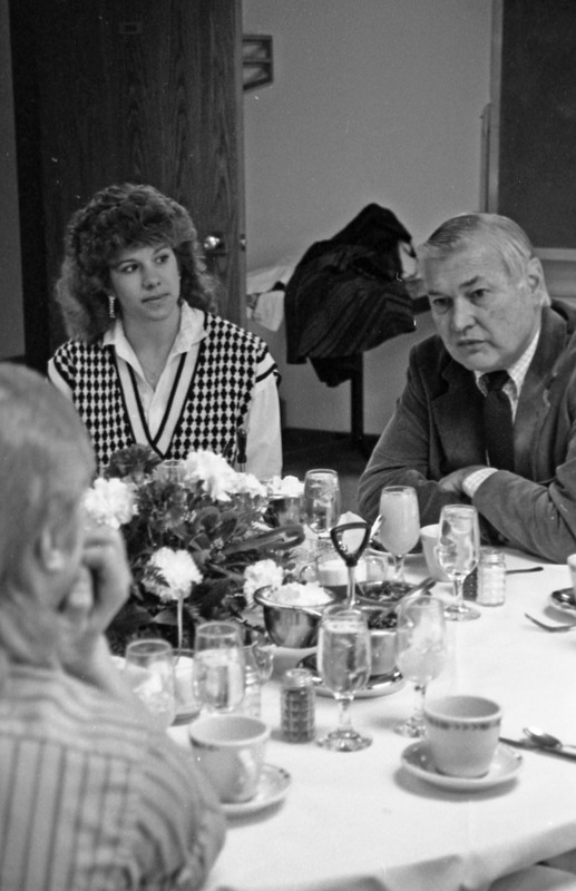 1986 Chancellor William "Bud" Davis Visit, Luncheon 05