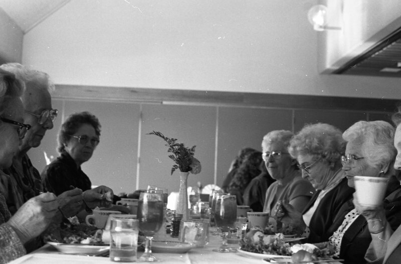 1984 Faculty Women's Lunch 08