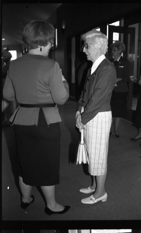 1990 Loso Hall Gallery Reception 27