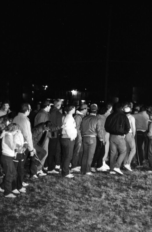 1985 Homecoming Bonfire 06