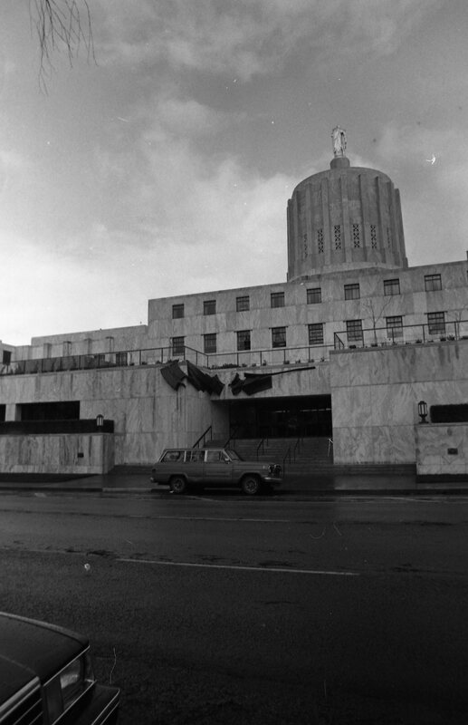 1984 Morandi Sculpture on Salem State Building 04