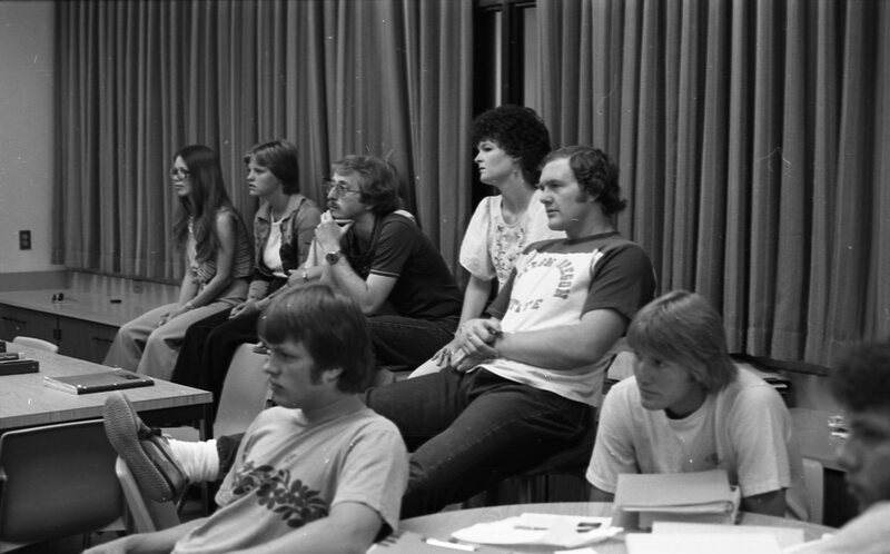 1976 Classroom, Education 09