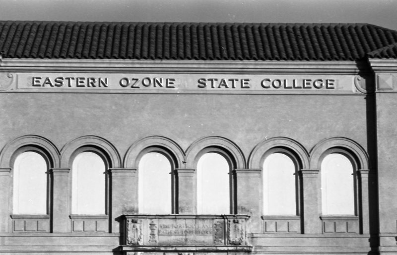 1976 Inlow Hall, Ozone