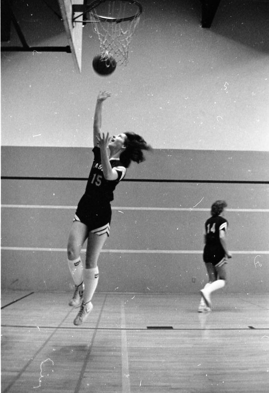 1981 Women's Basketball Action, Practice 02