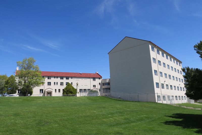 Dorian and Hunt Hall 128