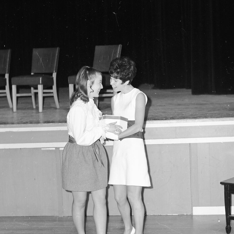 1970 Evensong Royalty 08