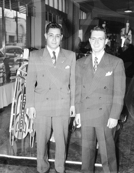 1949-50 Students, Shopping 2