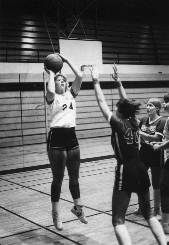 80's Women's Basketball Action 6