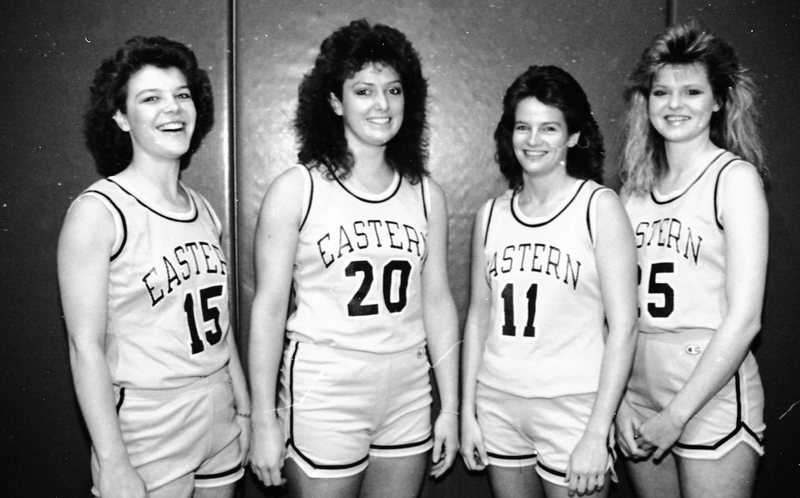 1988 Women's Basketball Players 05