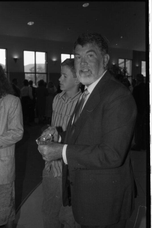 1990 Loso Hall Dedication, Reception 41