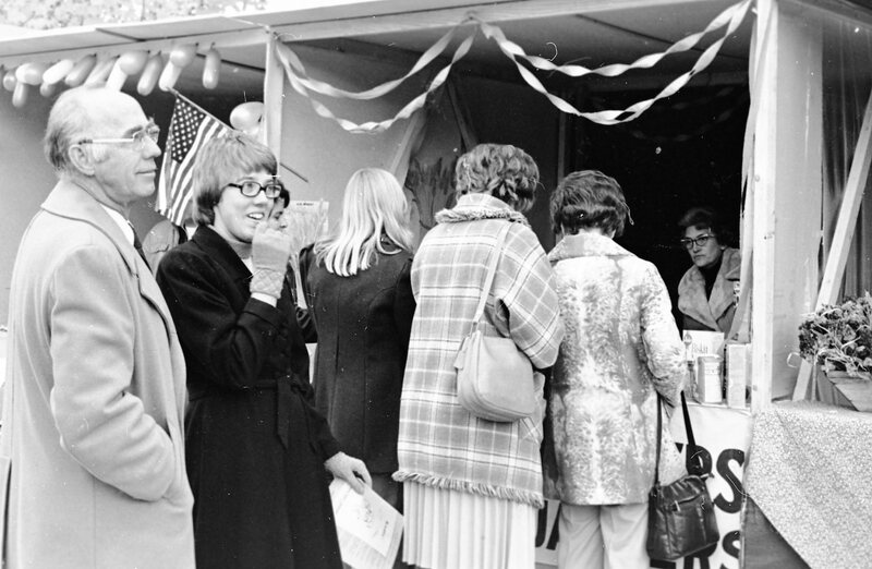 1975 Octoberfest, Booth 06